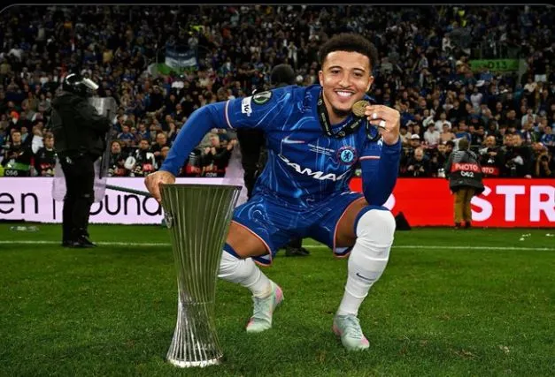 Chelsea Wants to Keep Jadon Sancho